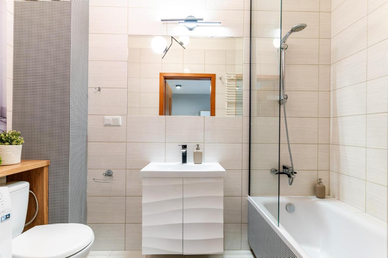 Marina Apartment - Przy Jeziorze, Taras, Tv55" Z Netflix I Prime, Parking Iława Extérieur photo