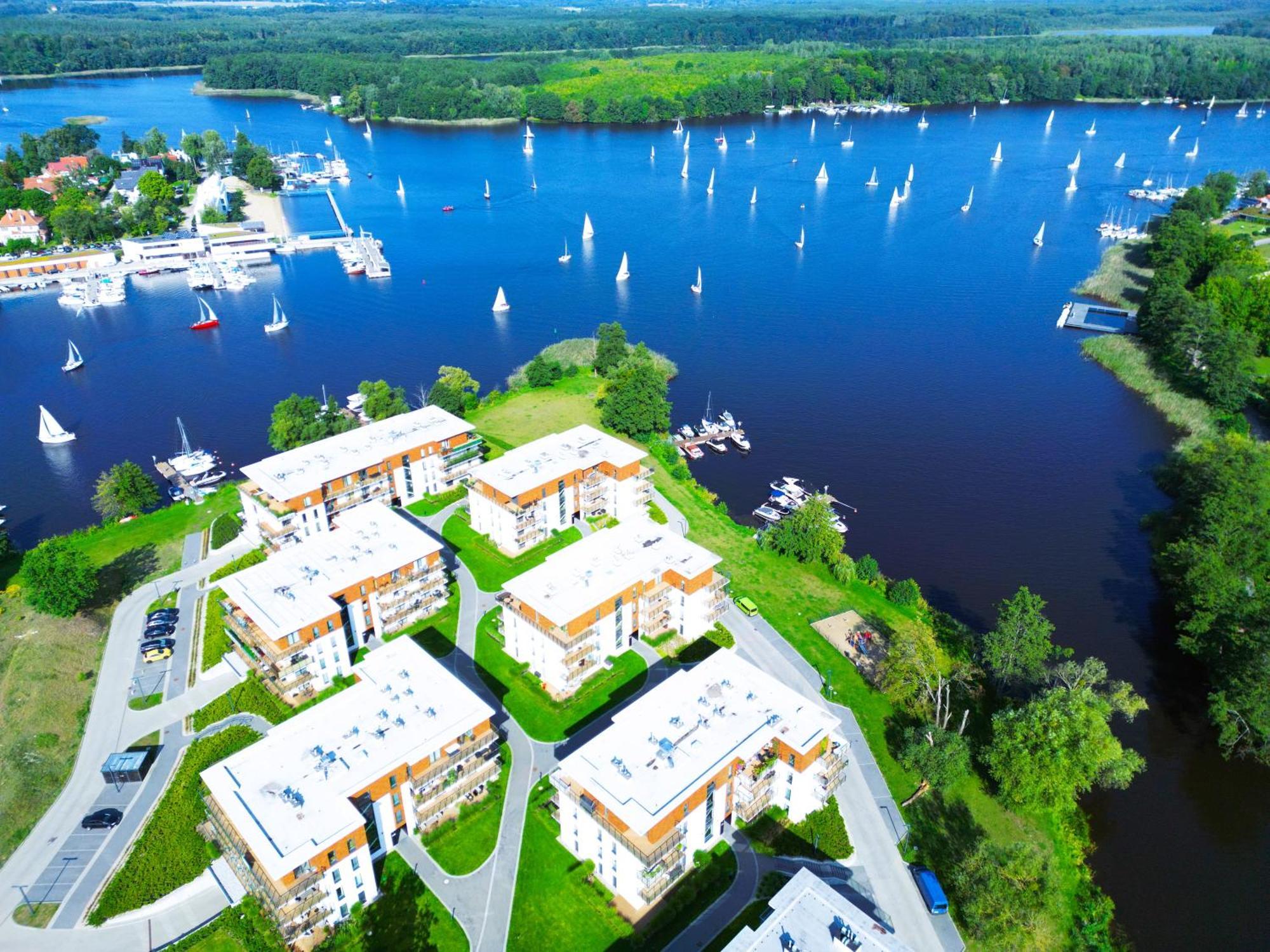 Marina Apartment - Przy Jeziorze, Taras, Tv55" Z Netflix I Prime, Parking Iława Extérieur photo