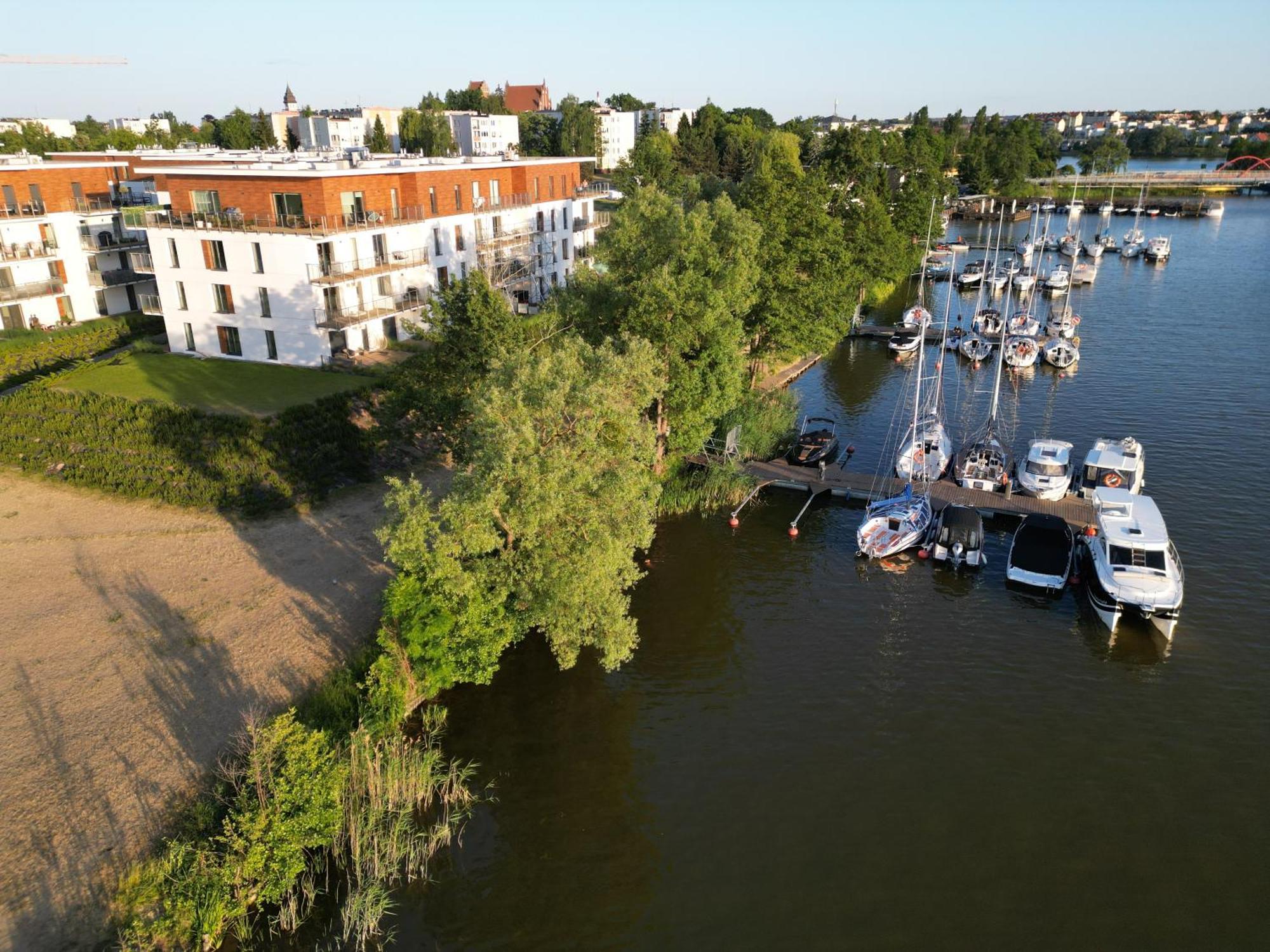 Marina Apartment - Przy Jeziorze, Taras, Tv55" Z Netflix I Prime, Parking Iława Extérieur photo